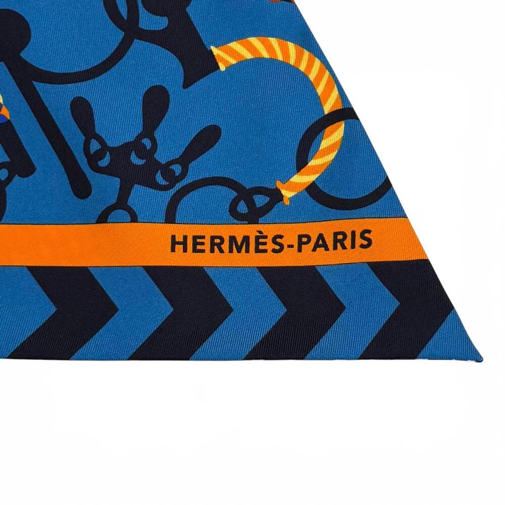 HERMES Blue Silk Scarf - Picture 6 of 8